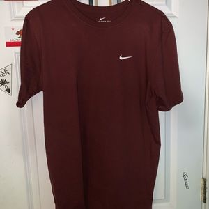 Men’s Nike T-shirt